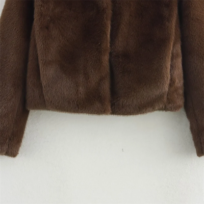 PB&ZA2024 Winter New Women's Clothing Style Versatile Collar Long Sleeve Artificial Fur Effect Short Coat