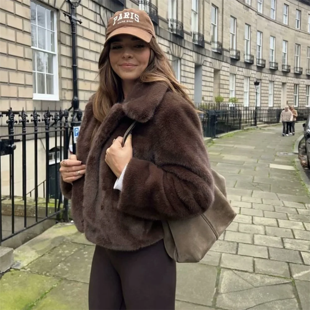 PB&ZA2024 Winter New Women's Clothing Style Versatile Collar Long Sleeve Artificial Fur Effect Short Coat
