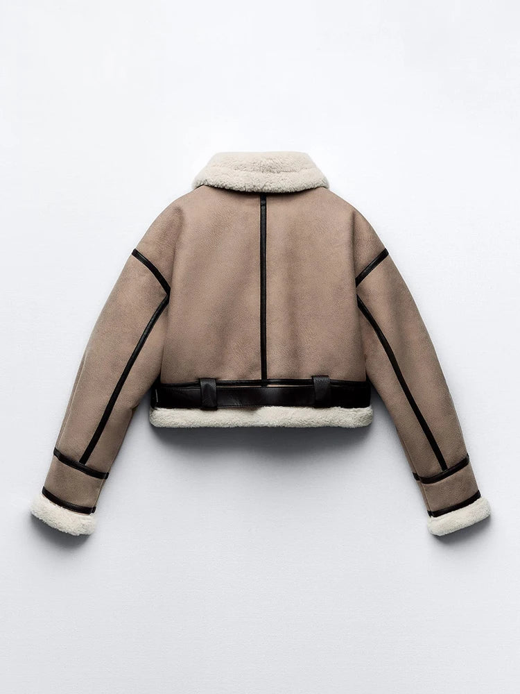 Veste avec col fourrure en laine et ceinture femme